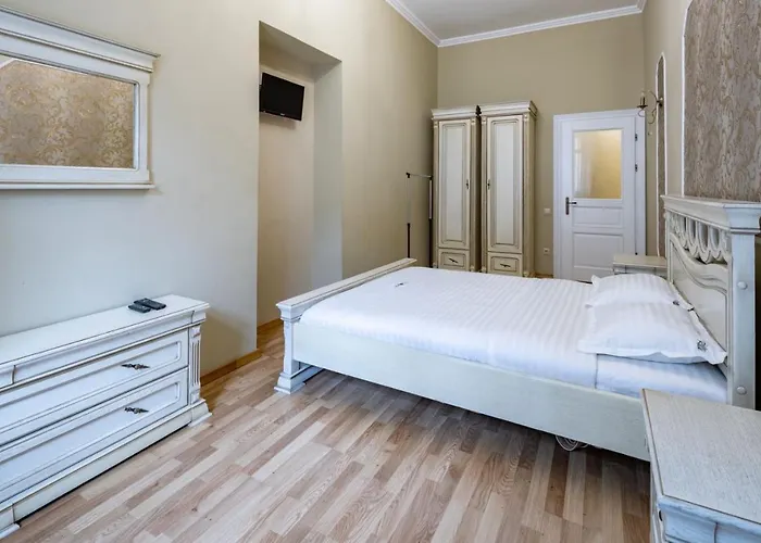 Apartamento Romari сербська 9 Leópolis