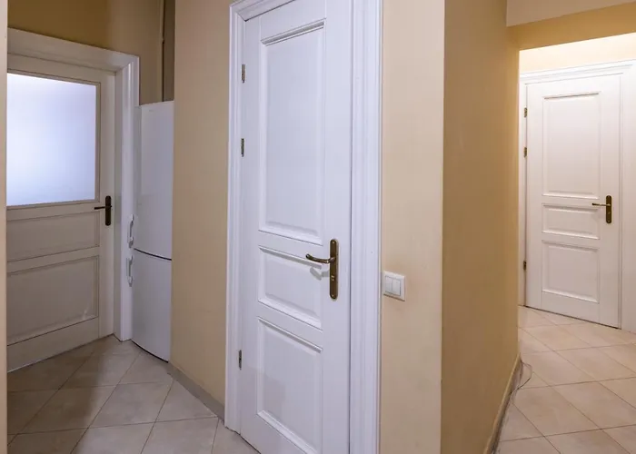 Apartamento Romari сербська 9 Leópolis